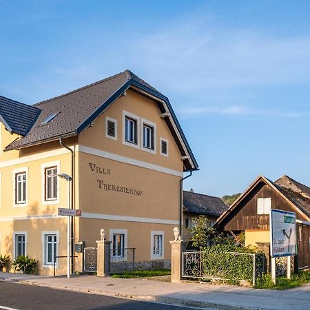 Villa Theresienhof Rosegg Exteriör bild